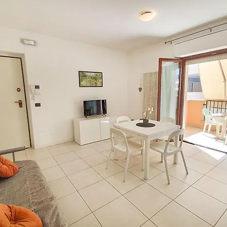 Bilocale Mareblu A Due Passi Dalla 葛伦坦马勒